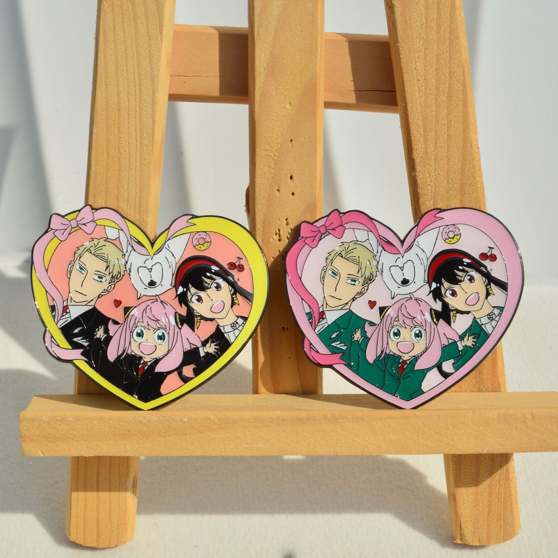 Anya Yor Loid Bond Badges Pend - огляд і ціна Anime Cosplay Anya